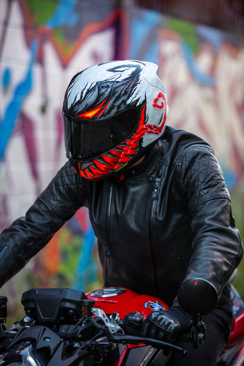 CASCO HJC RPHA 11 ANTI VENOM MARVEL MC-1SF